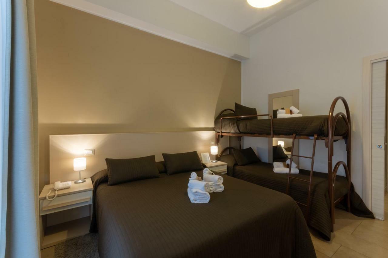 B&B Cairoli Messina Exteriör bild