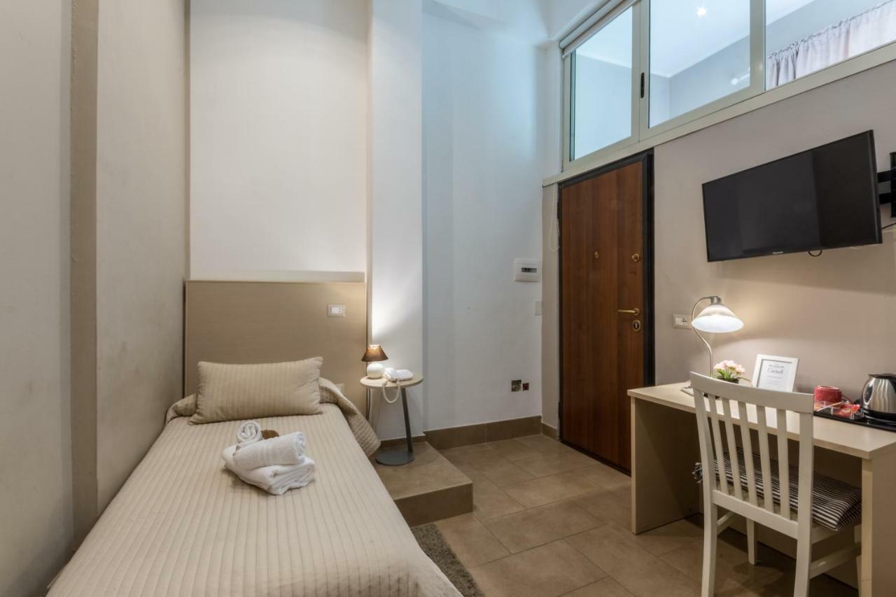 B&B Cairoli Messina Exteriör bild