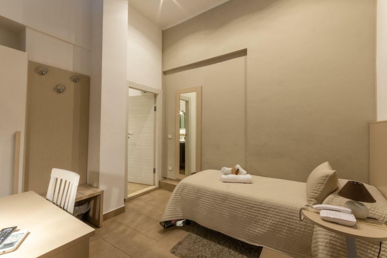 B&B Cairoli Messina Exteriör bild