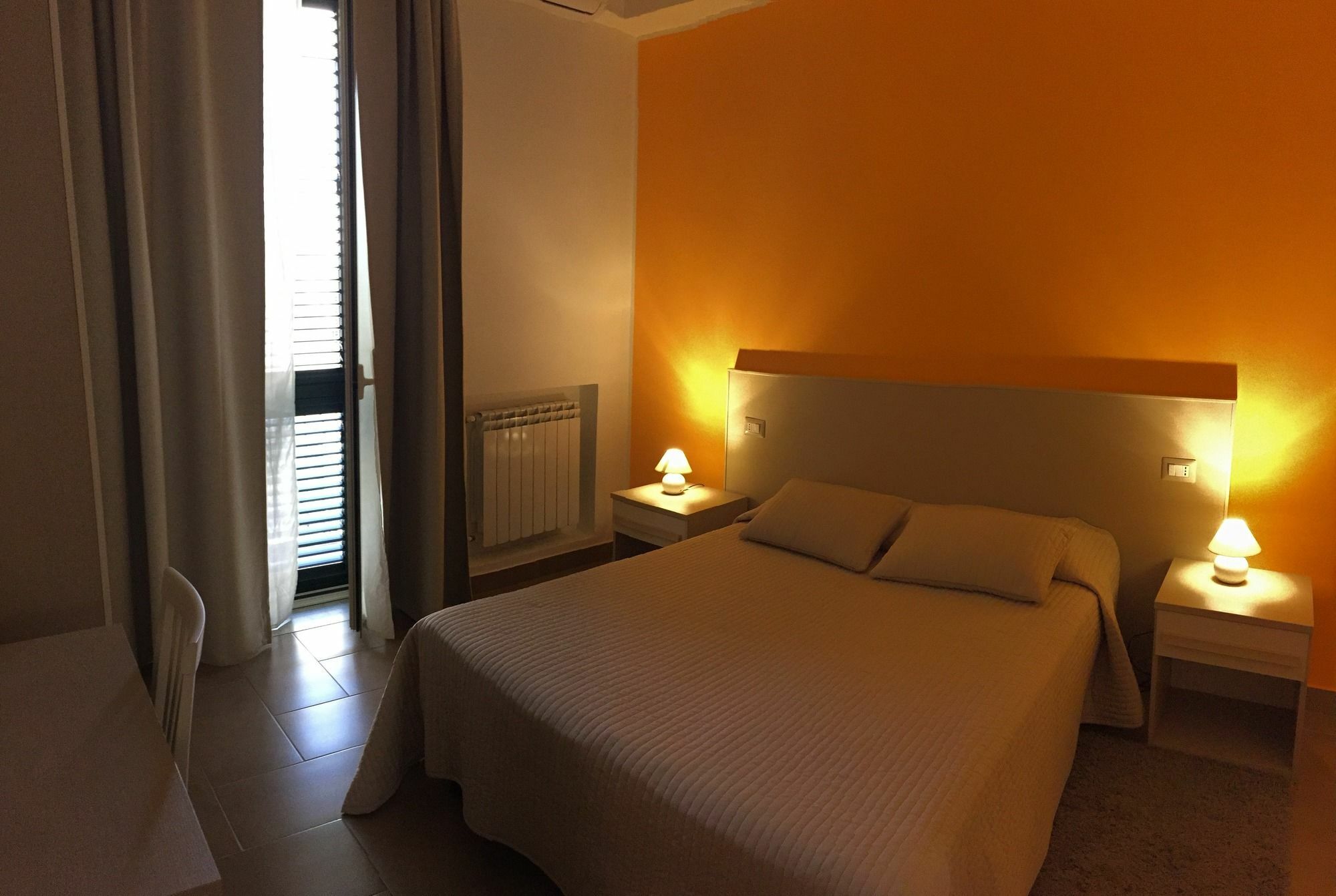 B&B Cairoli Messina Exteriör bild